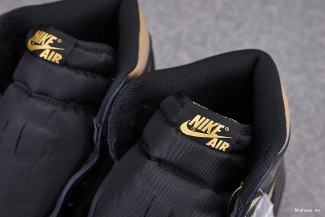 555088-032 (2020) 1 Air Jordan Gold High Metallic Black Retro 1224